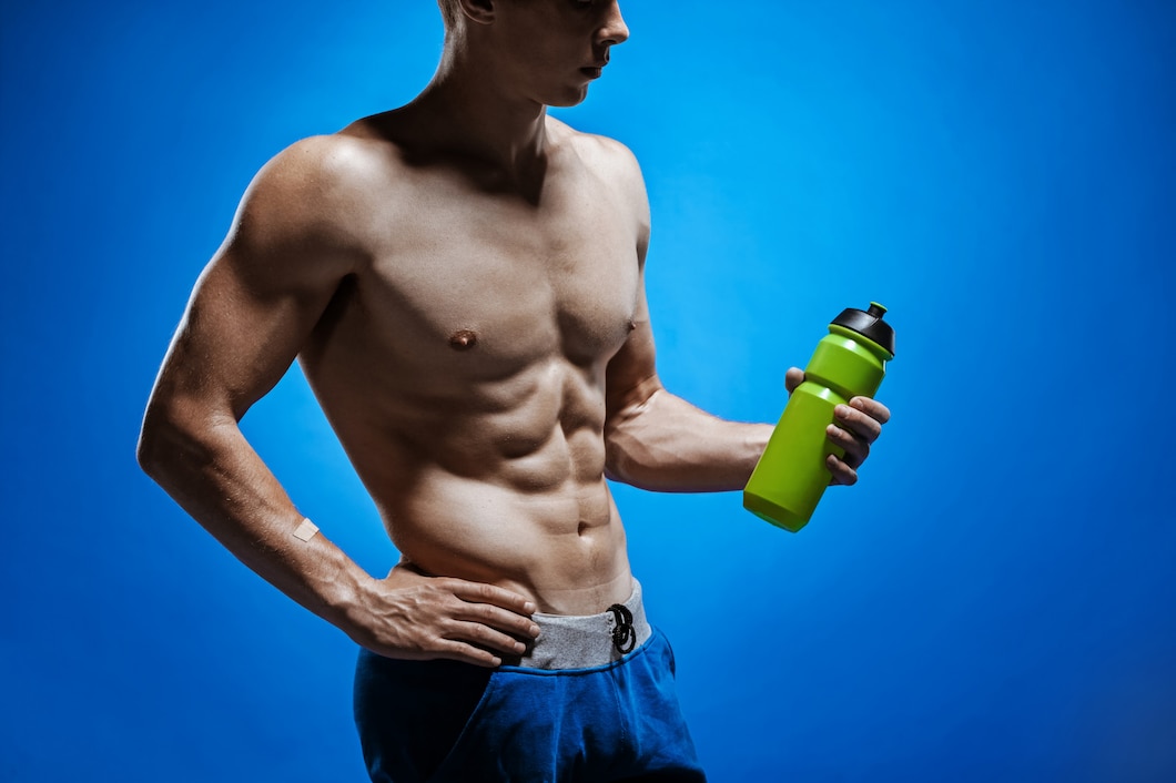 Jak suplementy takie jak aminokwasy i odżywki wpływają na twoje treningi i regenerację mięśni