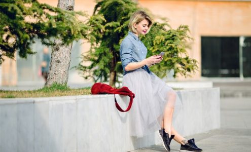 Jak wybrać idealne mokasyny damskie na każdą okazję?
