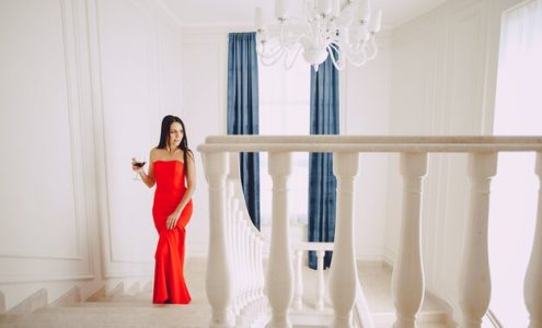 Jak wybrać idealną sukienkę wieczorową na wyjątkowe okazje?