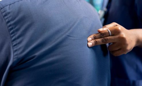 Jak poprawić komfort życia z wyzwaniami związanymi ze stomią?