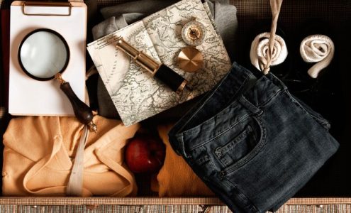 Jak zbudować garderobę kapsułową, która odzwierciedli Twój unikalny styl?