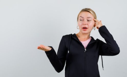 Jakie korzyści niesie terapia online dla osób z zaburzeniami lękowymi?