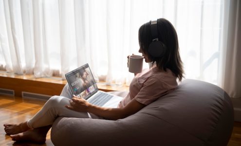 Jak nowoczesne technologie ułatwiają dostęp do usług psychoterapeutycznych